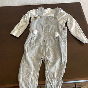 Carters 2 piece cute bear overall set